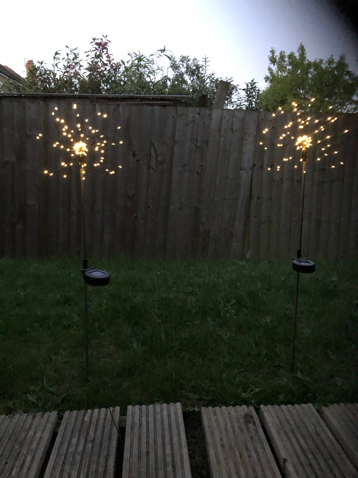 Firework solar polar garden stake lights (1 per pack)