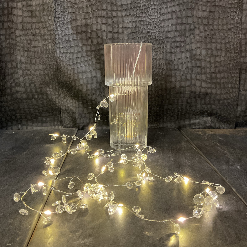 Crystal cluster lights 20 LED's 2m with clear beads. battery operated