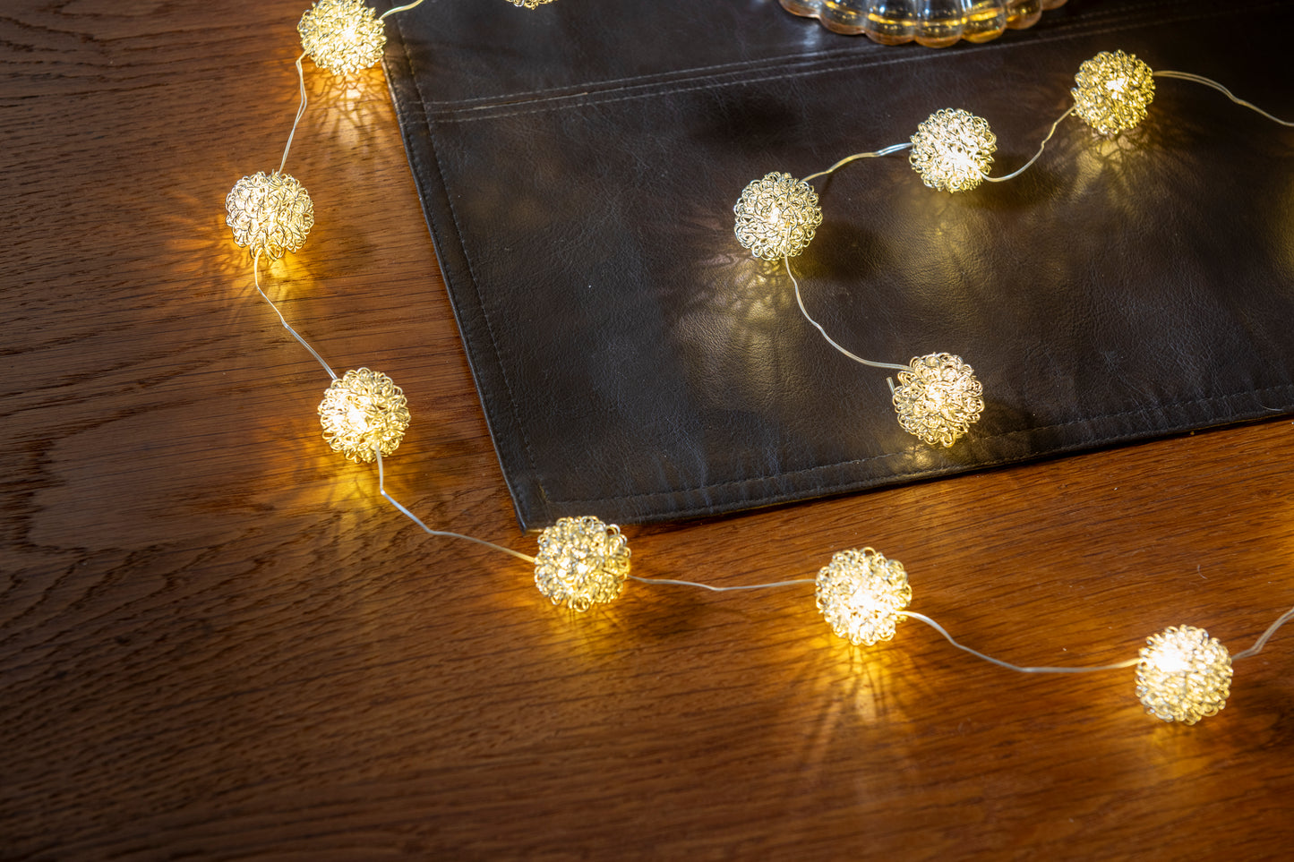 Cotton balls warm string lights 20 LED's 3m. battery operated