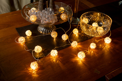 Cotton balls warm string lights 20 LED's 3m. battery operated